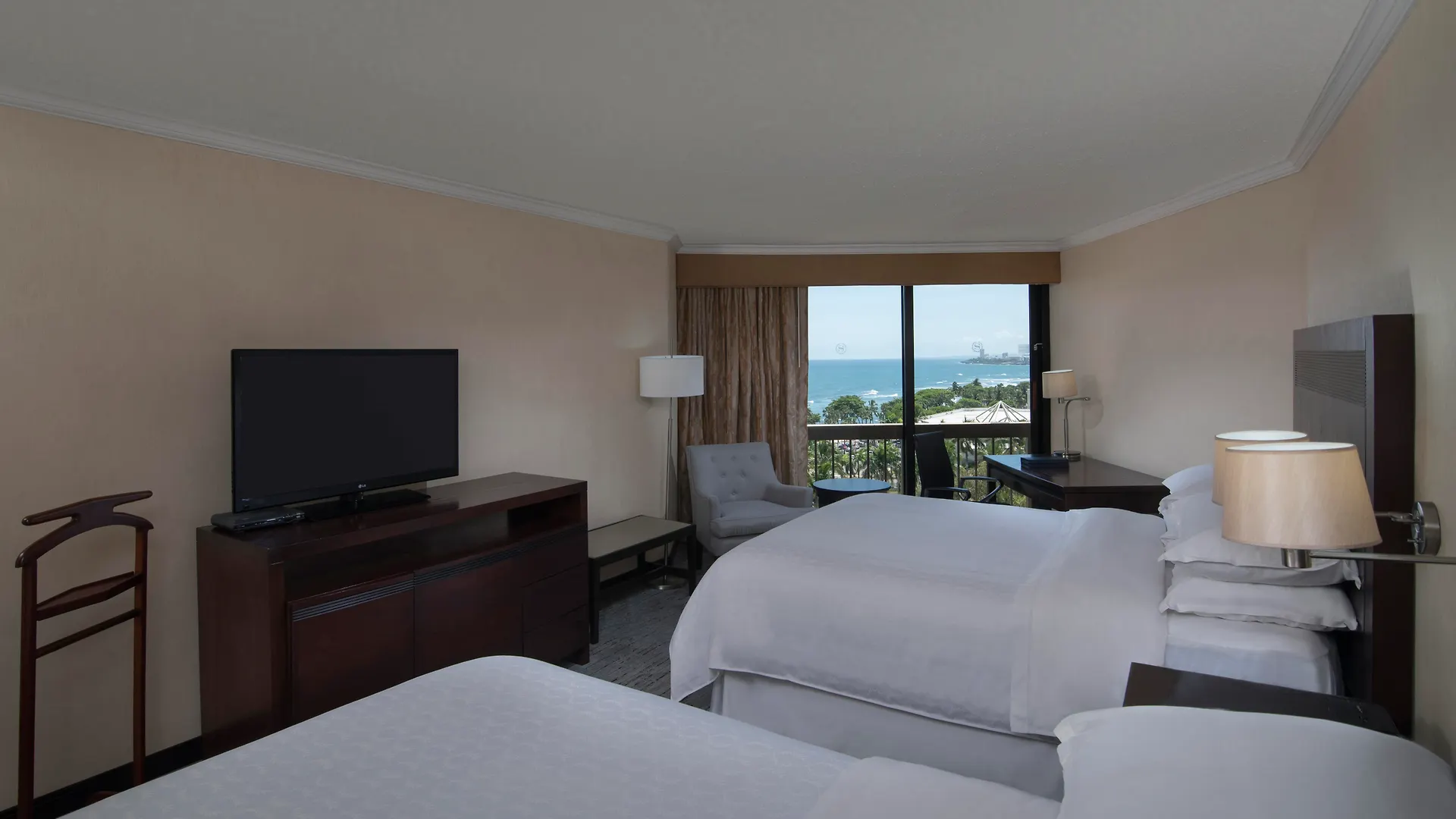 Sheraton سانتو دومينجو 5*,