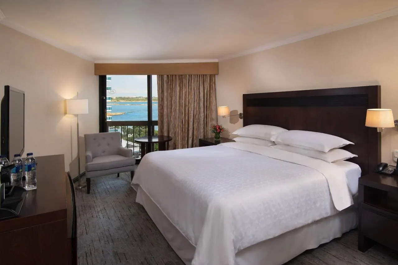 Sheraton سانتو دومينجو 5*,